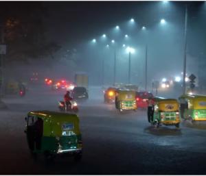 ಮಳೆಗಾಲ ಮುಕ್ತಾಯದ ಹಂತಕ್ಕೆ ಬಂದಿದ್ದರೂ ಸಹ ಇನ್ನೂ ಮಾನ್ಸೂನ್‌ ಮಳೆಯ ಅಬ್ಬರ ನಿಂತಿಲ್ಲ. ದೇಶಾದ್ಯಂತ ಈಗಲೂ ಮಳೆಯಾಗುತ್ತಿದೆ. ಈ ಹಿನ್ನೆಲೆ ಇಂದು ಎಲ್ಲೆಲ್ಲಿ ಎಲ್ಲೆಲ್ಲಿ ಮಳೆಯಾಗಲಿದೆ? ಹವಾಮಾನ ಇಲಾಖೆ ಯಾವ ಪ್ರದೇಶಕ್ಕೆ ಎಚ್ಚರಿಕೆ ನೀಡಿದೆ ಅನ್ನೋದರ ಸಂಪೂರ್ಣ ವಿವರ ಈ ಸುದ್ದಿಯಲ್ಲಿದೆ.